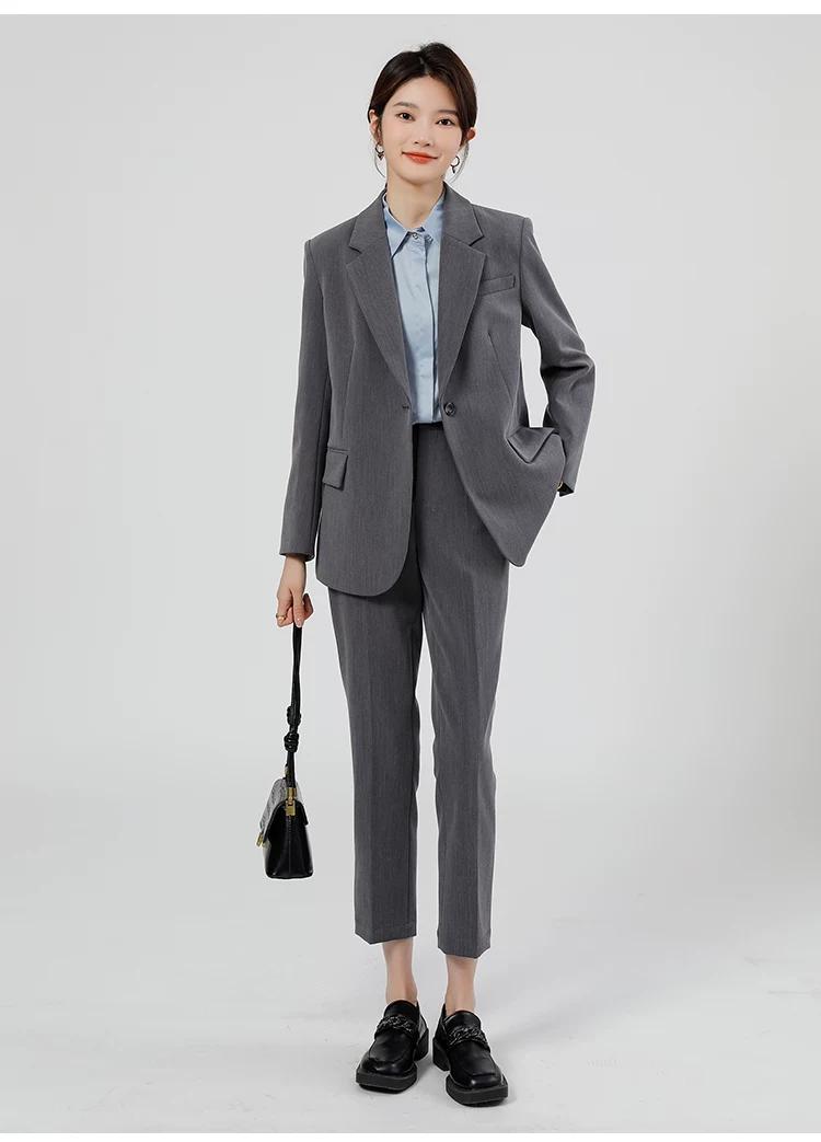 职场紧身衣歧视案震动杭州！65%HR竟因“性感”否定女性专业，我们如何用静奢风智破偏见？(图1)